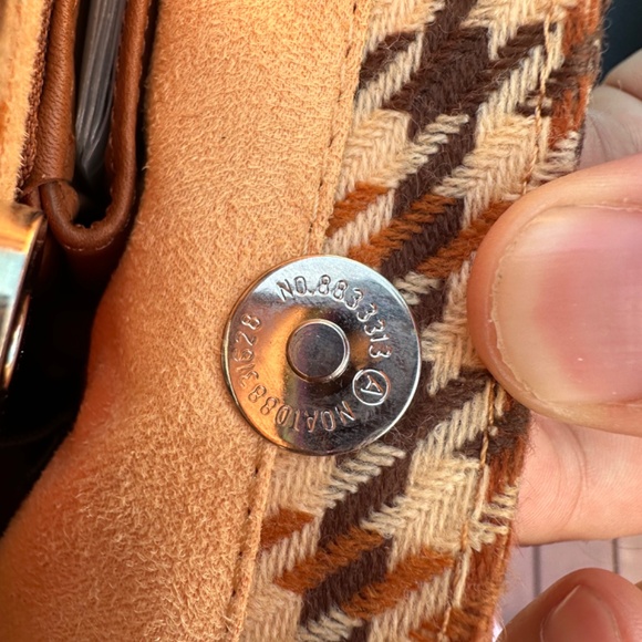 Vintage prada bag with wallet never used - Picture 2 of 4